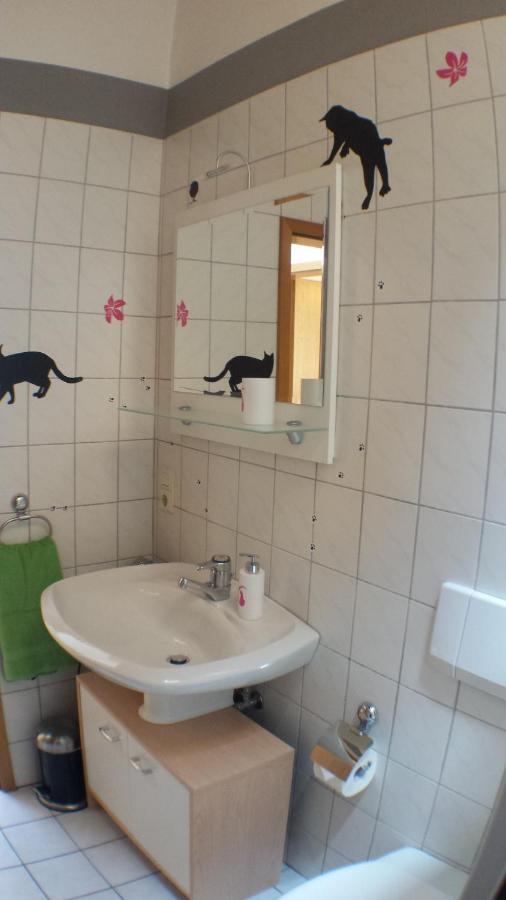 Ferienwohnung Katzenberger Beverungen Værelse billede
